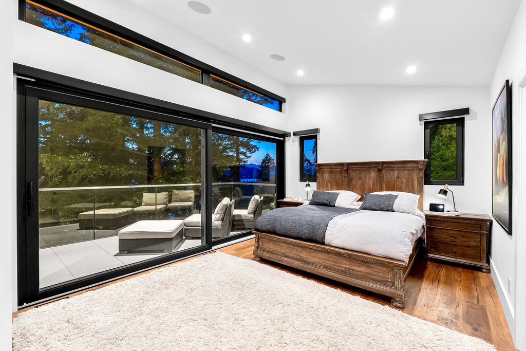 listing image 1100723794519239653