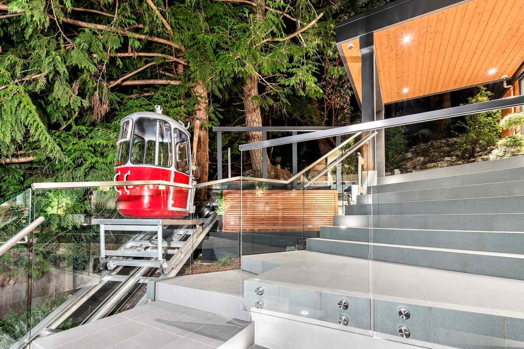 listing image 1109977587507089333