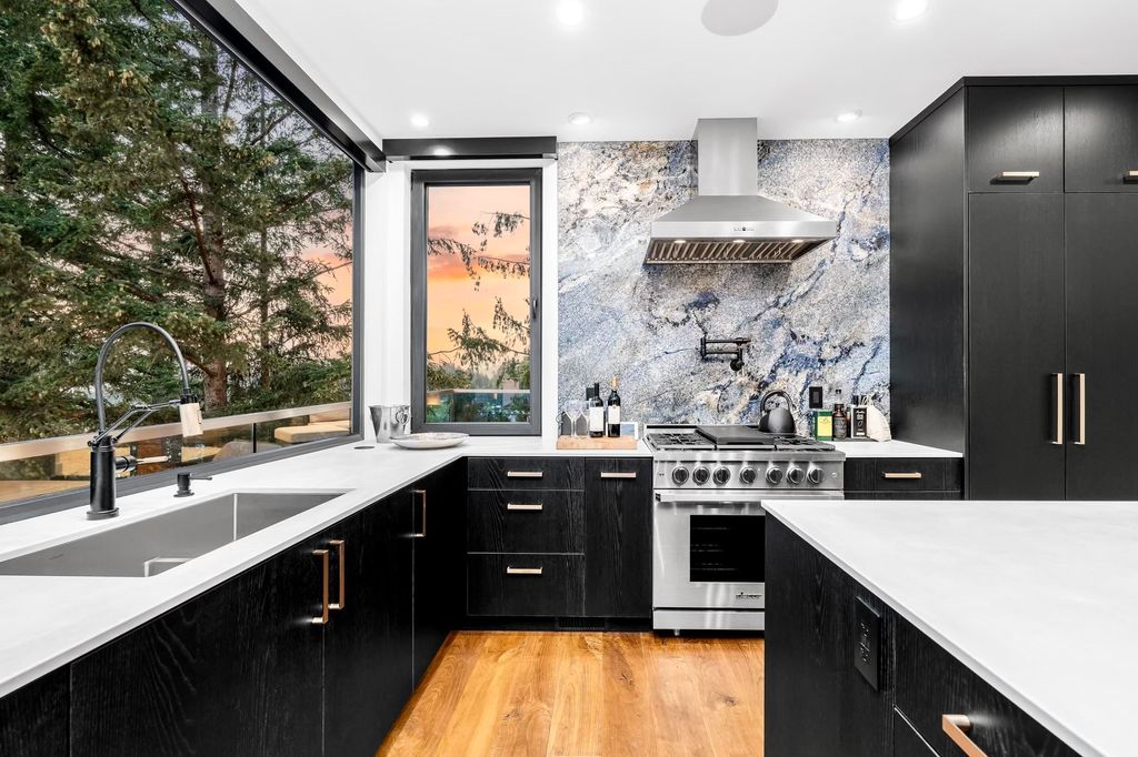 listing image 1104220602647385656