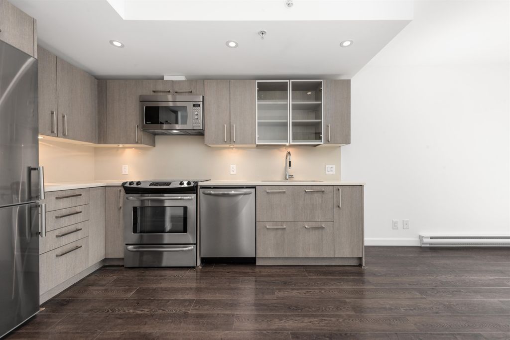 listing image 1101107220270187233