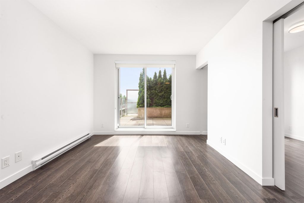 listing image 1109051477464694299