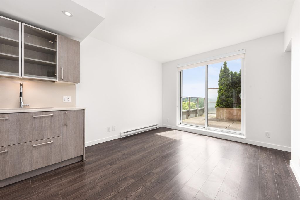 listing image 1104377969642700995