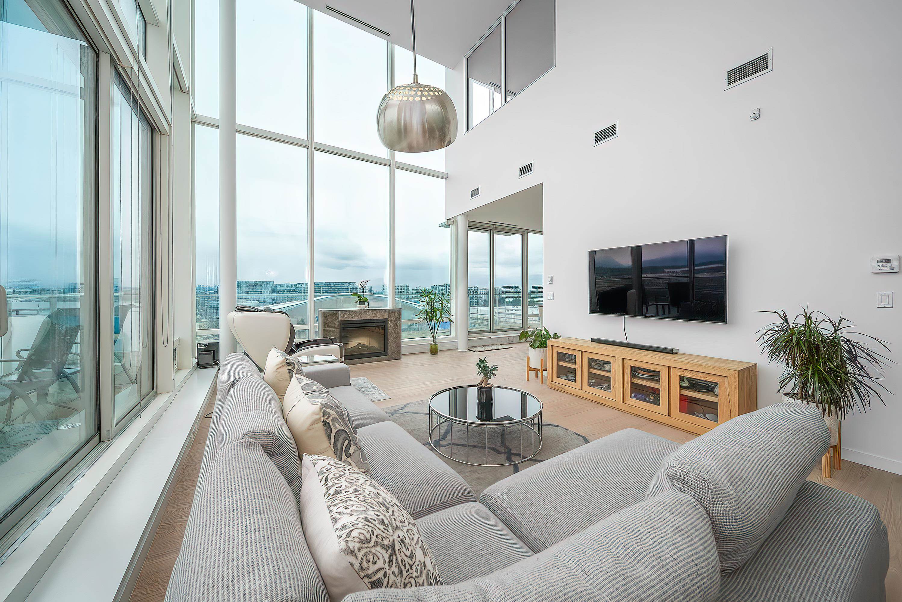 5131 Brighouse Way 901