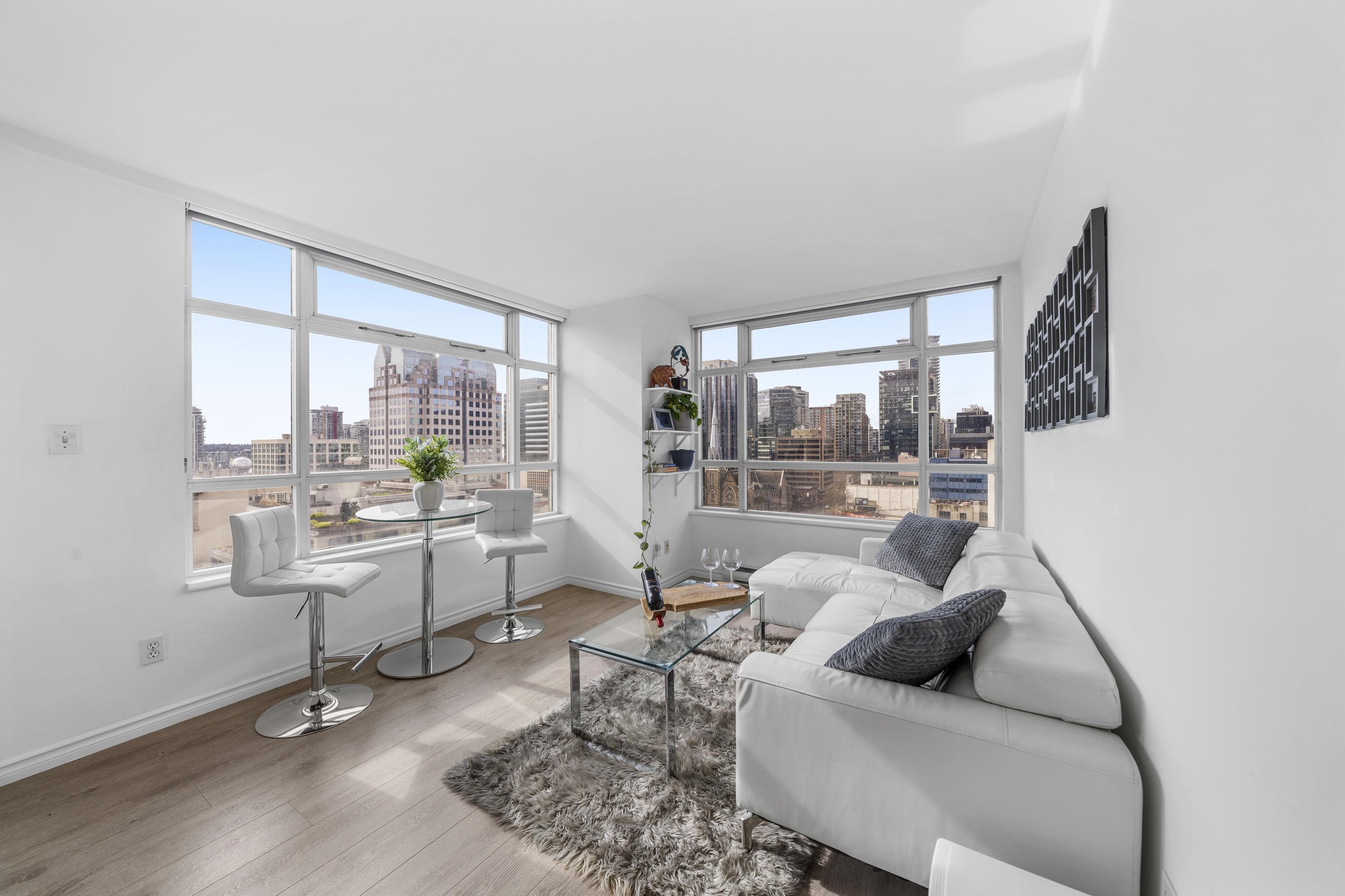 438 Seymour Street 1709