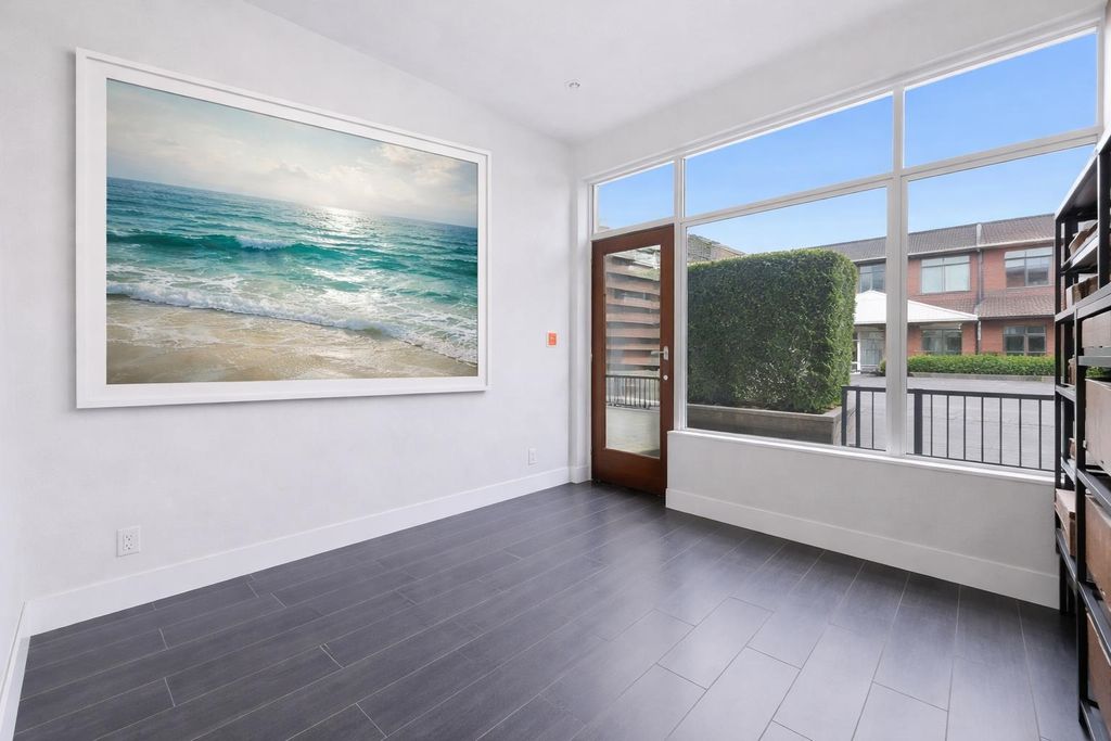 listing image 1105780872622937399