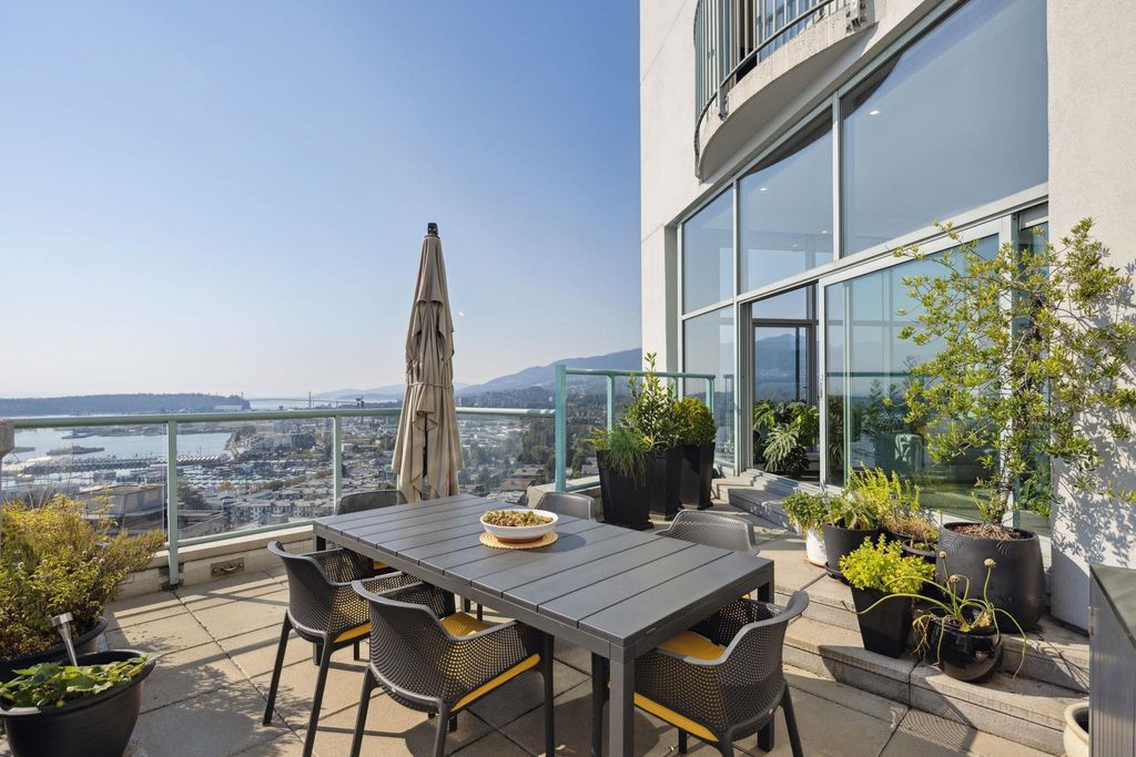 listing image 1105506606960310530