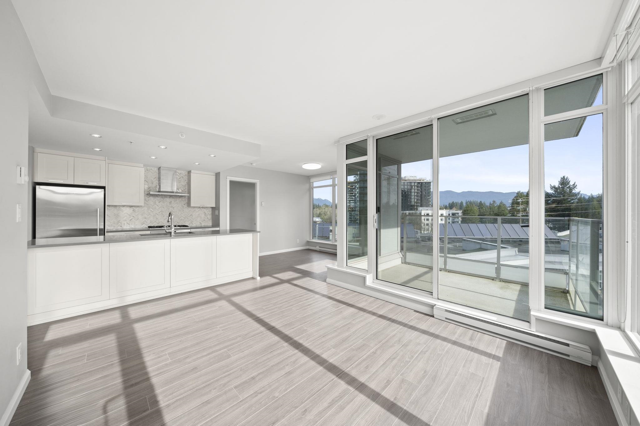 520 Como Lake Avenue 807