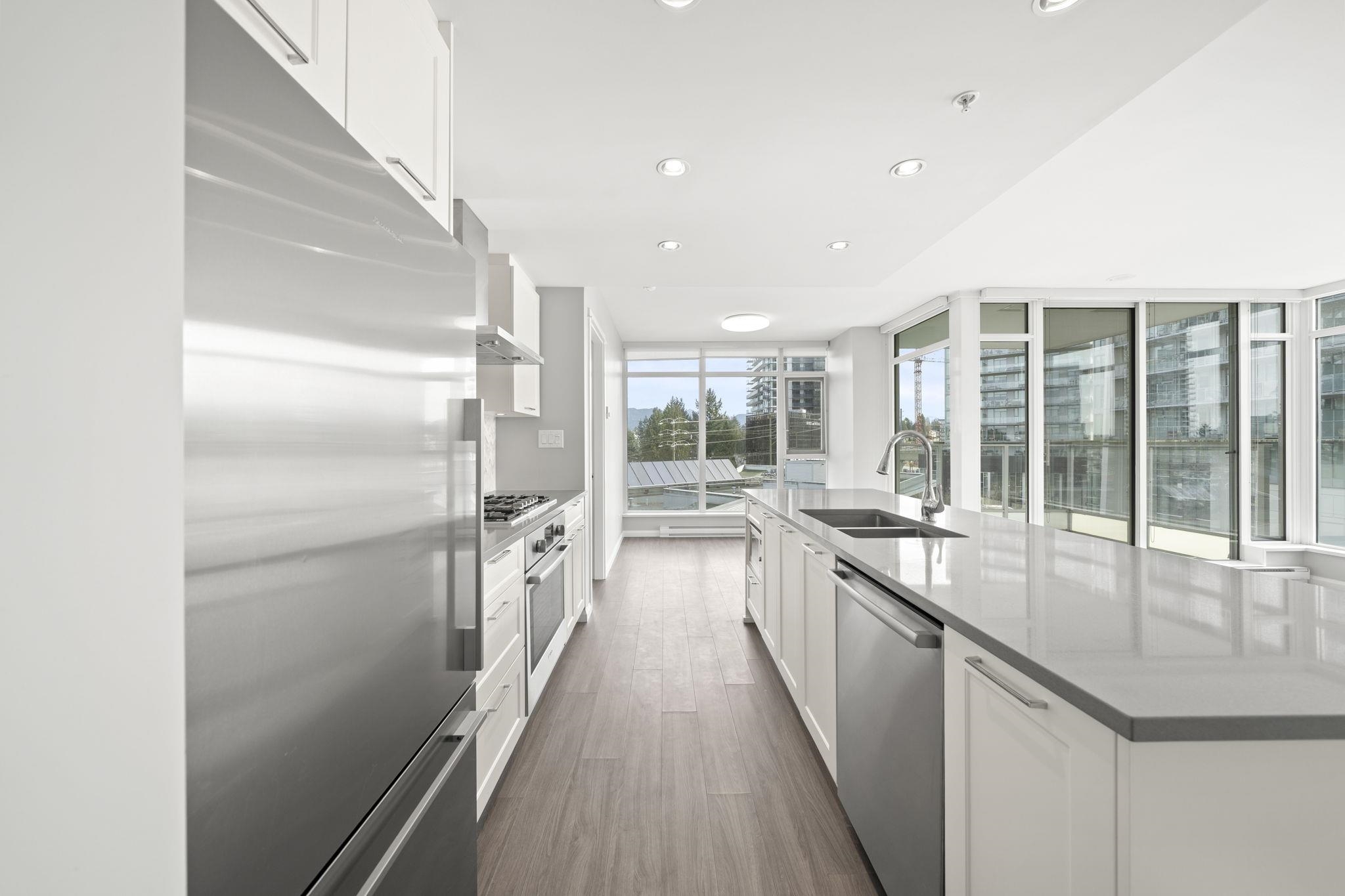 520 Como Lake Avenue 807