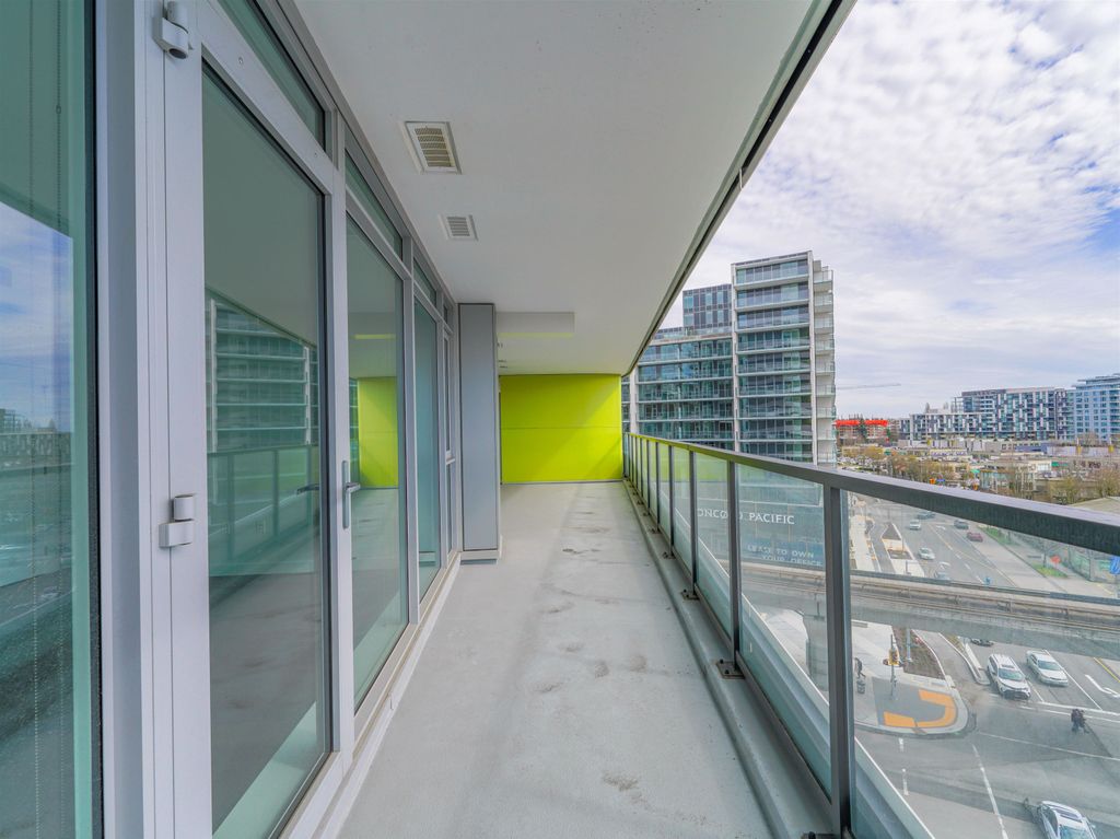listing image 1100174390226786719