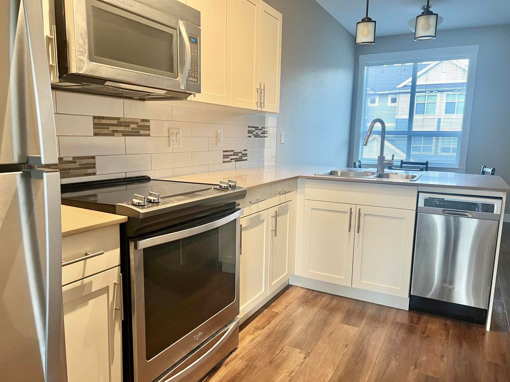 listing image 1105546535003913059