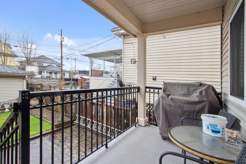 listing image 1106865324747457449