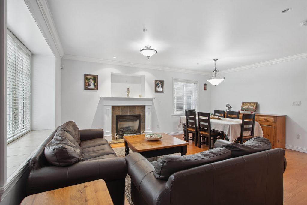listing image 1104539827911688731