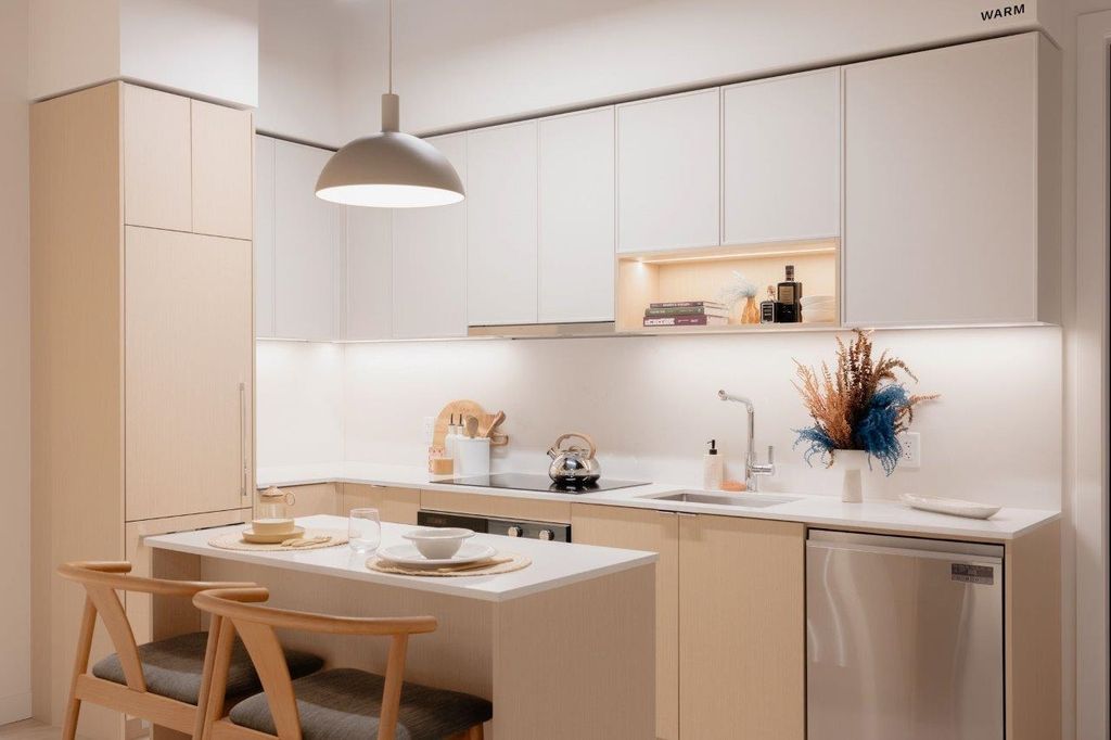 listing image 1108134954909540347