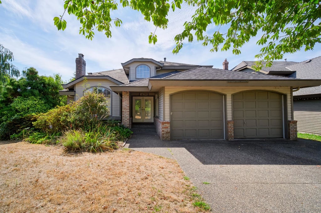 Photo of 16290 78a Avenue, Surrey, BC V4N 0M8 (MLS # R3161592)