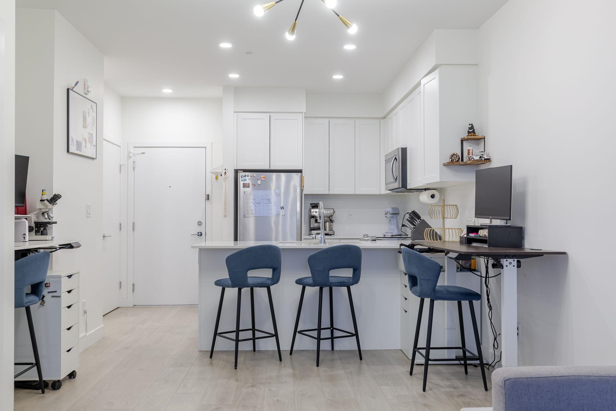 808 Gauthier Avenue 211