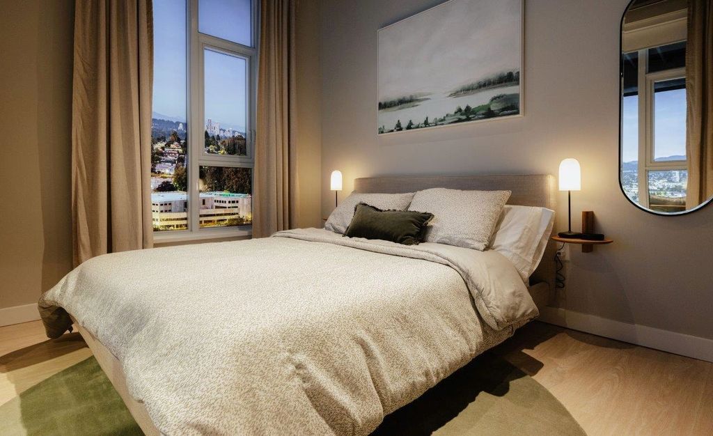 listing image 1105182155851237183