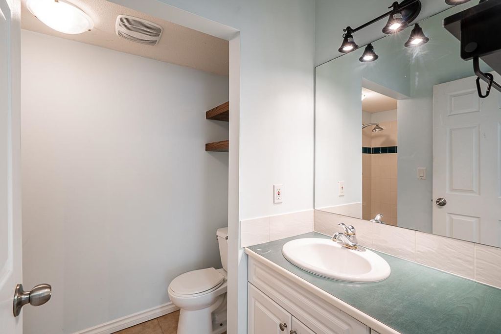 listing image 1109304904530741095
