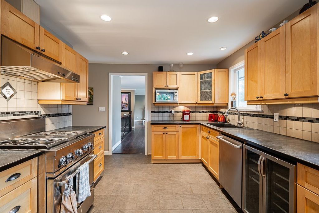 listing image 1106097947477937324