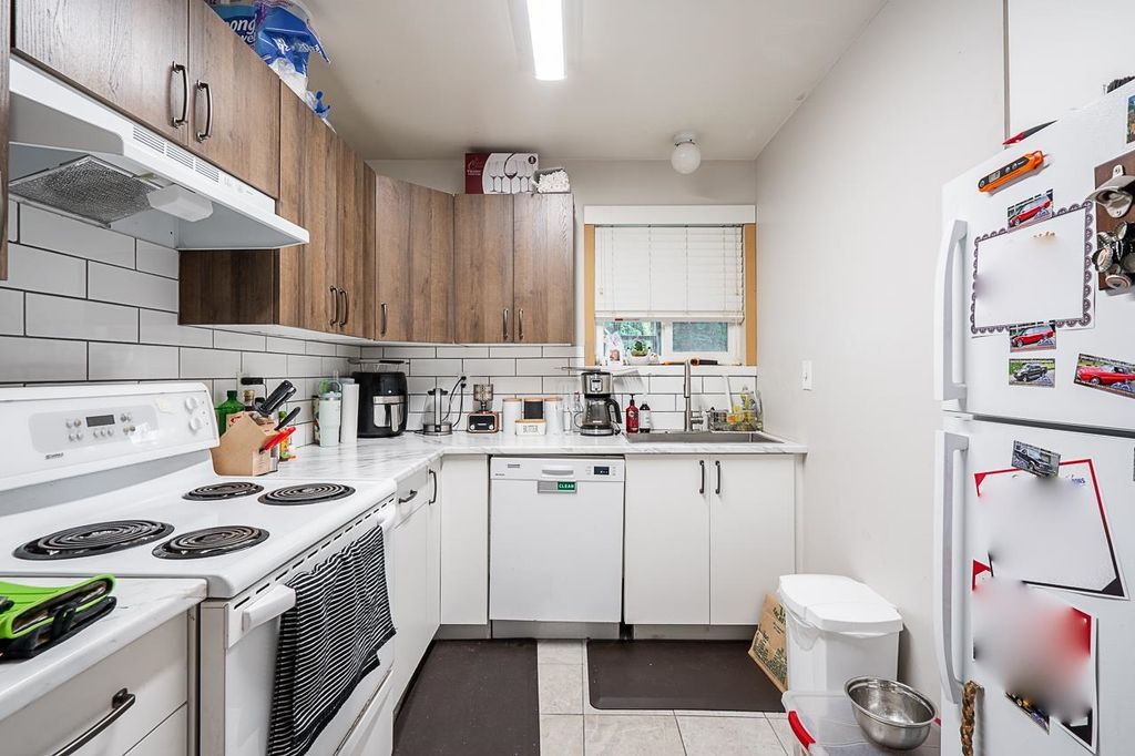 listing image 1109576694339003582