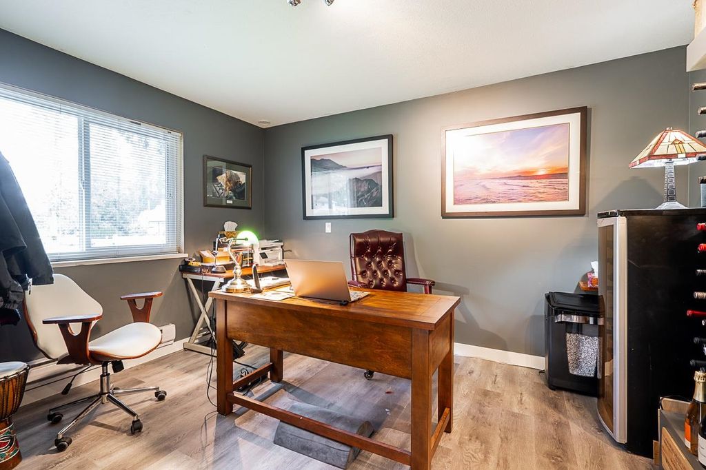 listing image 1106445109998477715