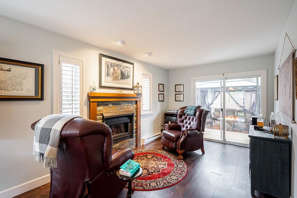 listing image 1100178794109466897