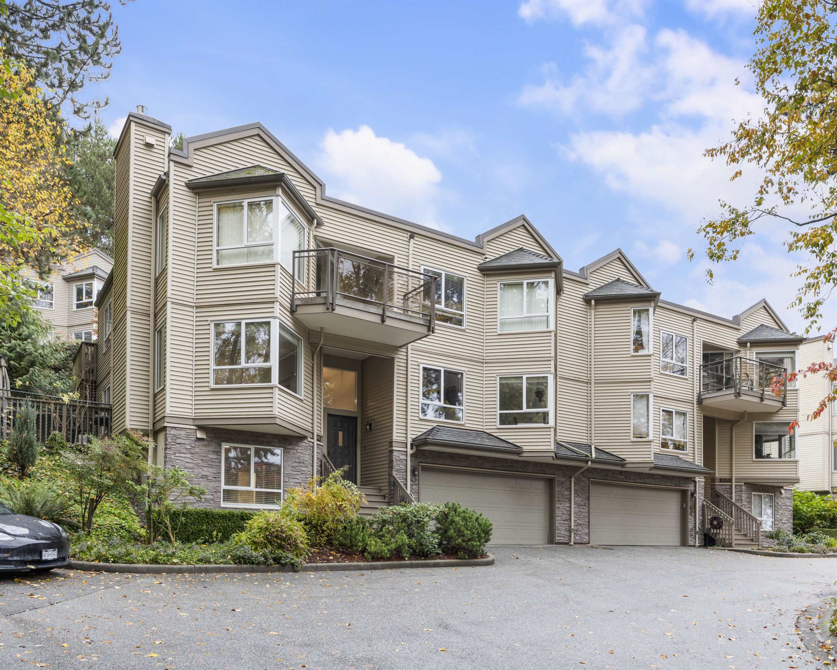 1215 Lansdowne Drive 227