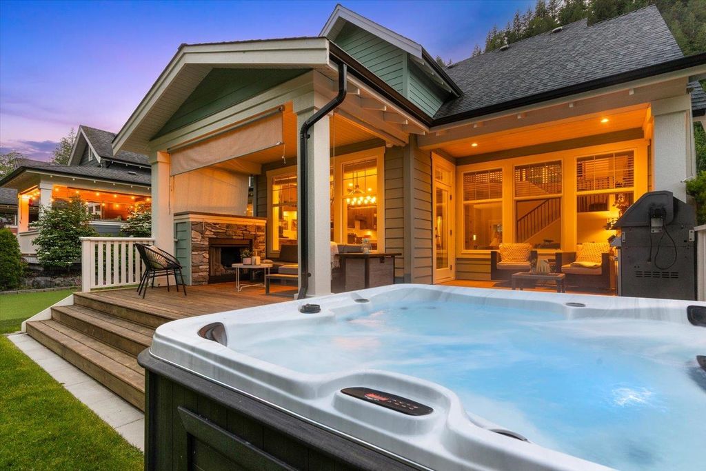 listing image 1106201347911430784