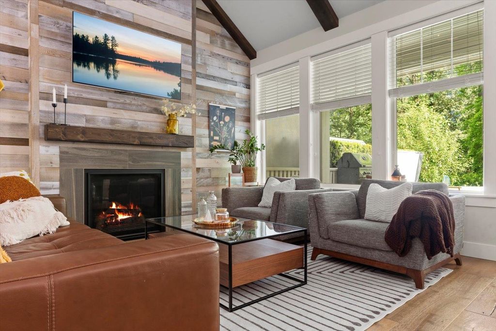 listing image 1101832433323445541