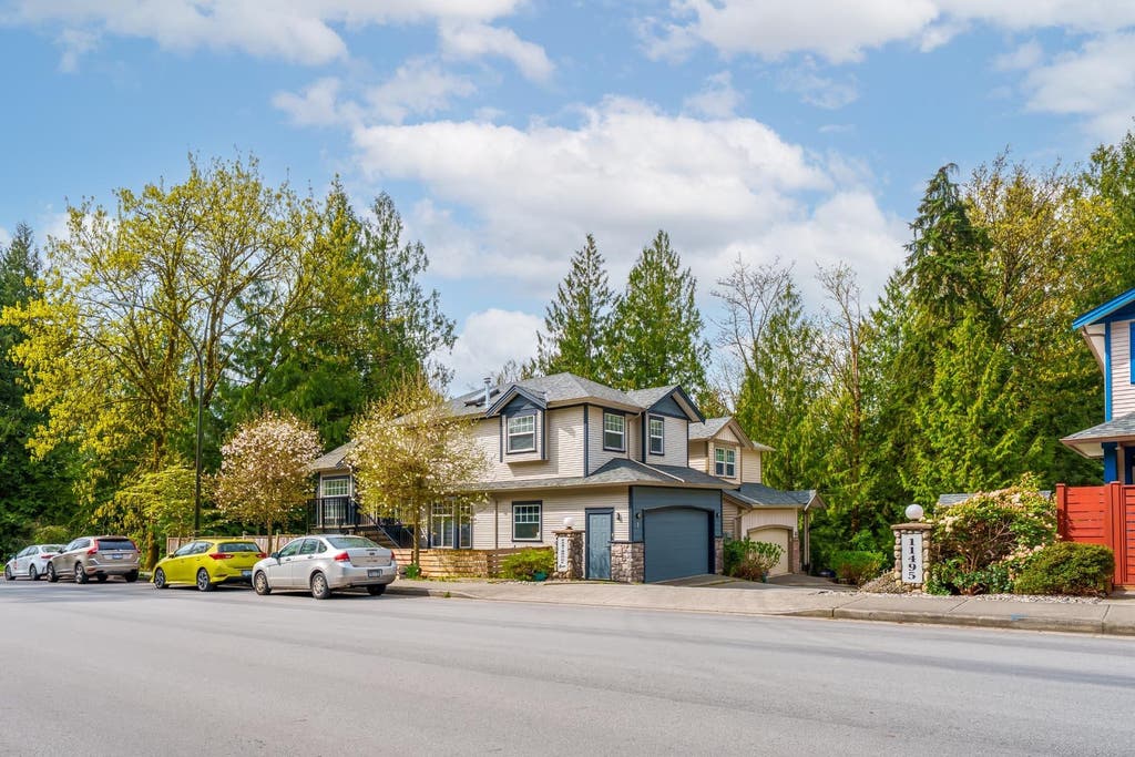 Photo of 11495 Cottonwood Drive #1, Maple Ridge, BC V2X 6C8 (MLS # R3151145)