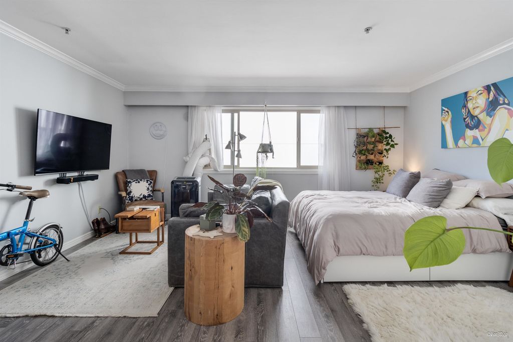 listing image 1102226263380764823