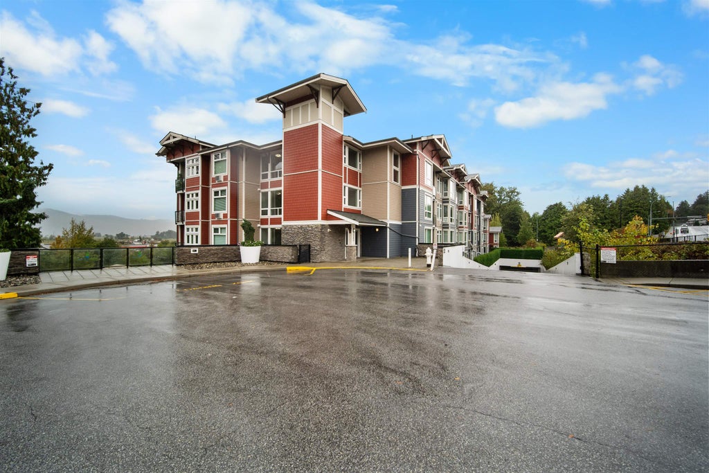 Photo of 2242 Whatcom Road #111, Abbotsford, BC V3G 0G3 (MLS # R3172316)