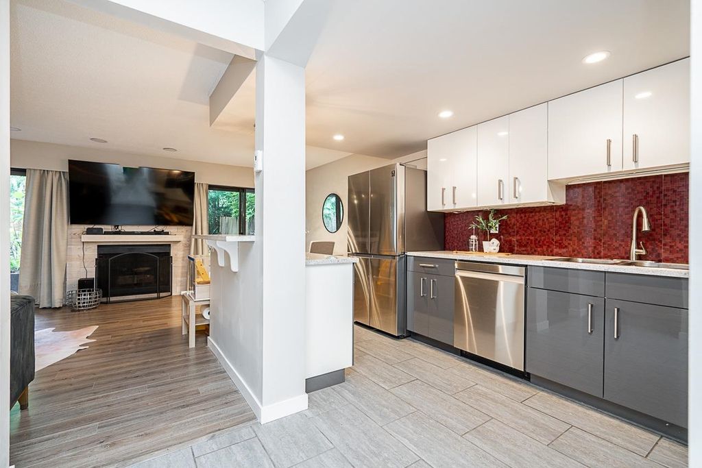 listing image 1104948079305232661