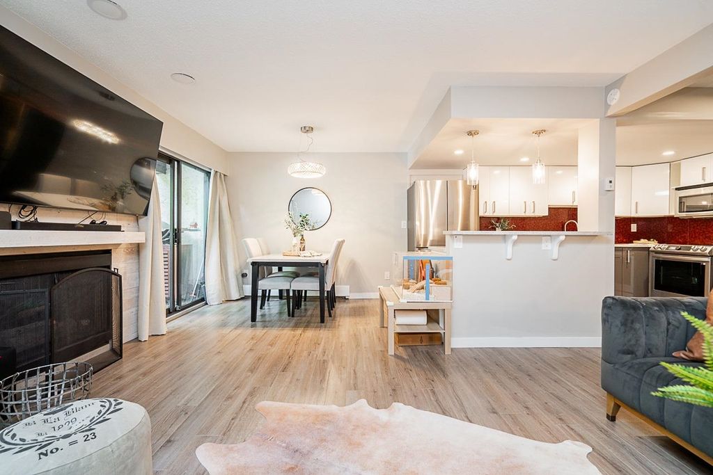 listing image 1100070358273486534