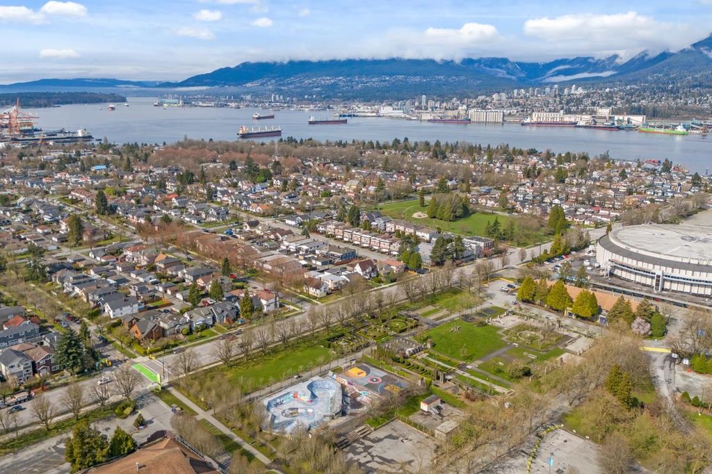 listing image 1106610121230054409