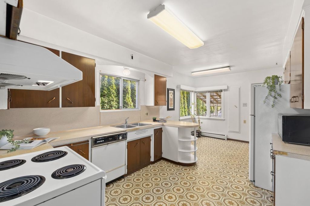 listing image 1106162846368914905