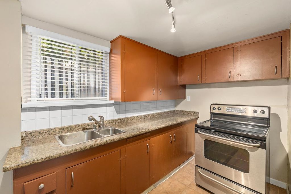 listing image 1100732071706097321
