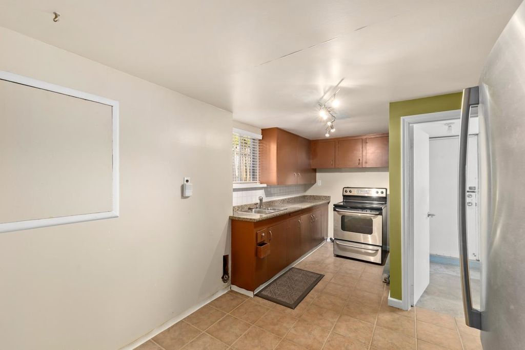 listing image 1108068996273892808