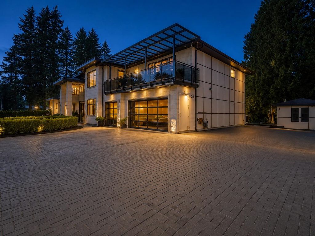 Photo of 19765 38 Avenue, Langley, BC V3A 2T6 (MLS # R3149286)