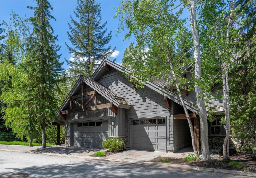1-4668 BLACKCOMB WAY