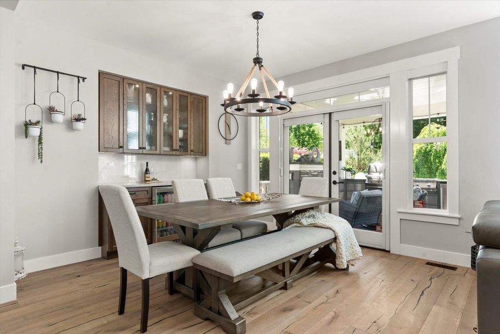 listing image 1108872343076440842