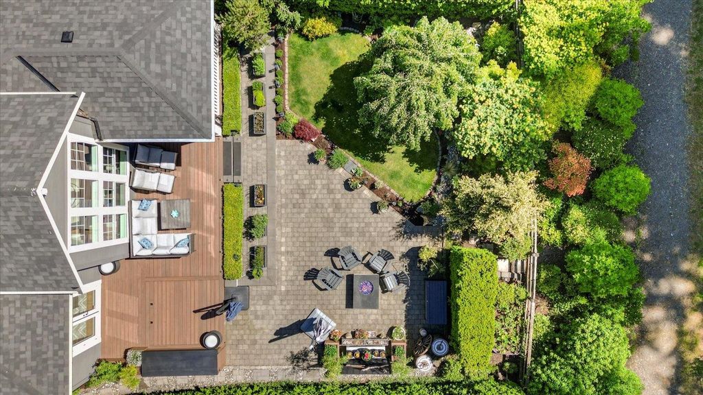 listing image 1107064121770783125