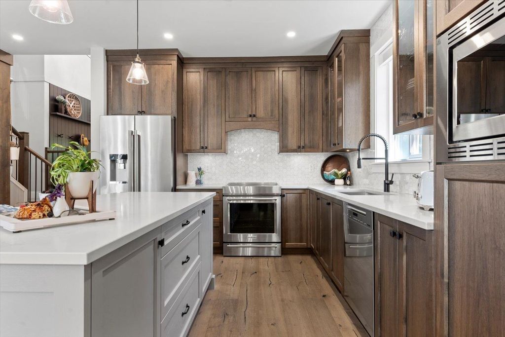 listing image 1106616932123281140