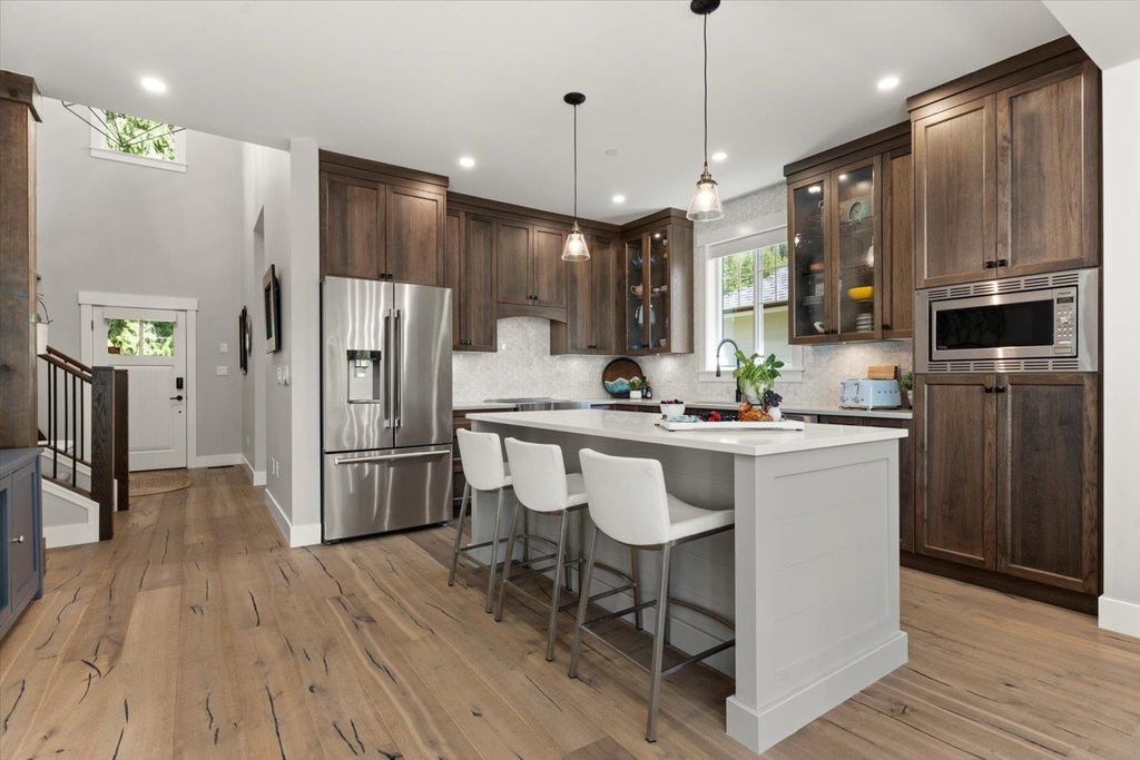 listing image 1101274784548185843