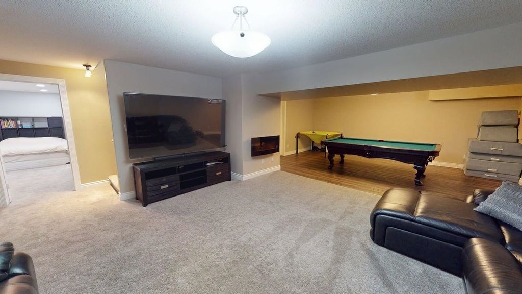 listing image 1109805928711483248