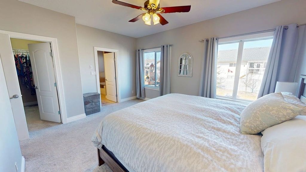 listing image 1107531455618838204