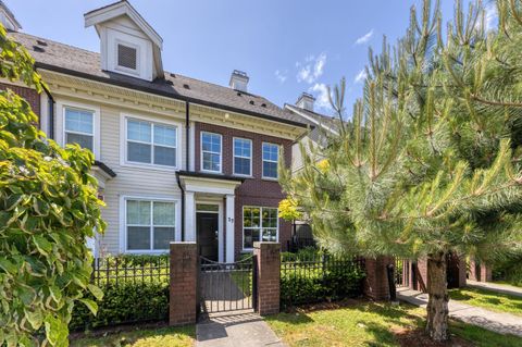 7458 Britton Street 27 Burnaby BC V3N 3A5