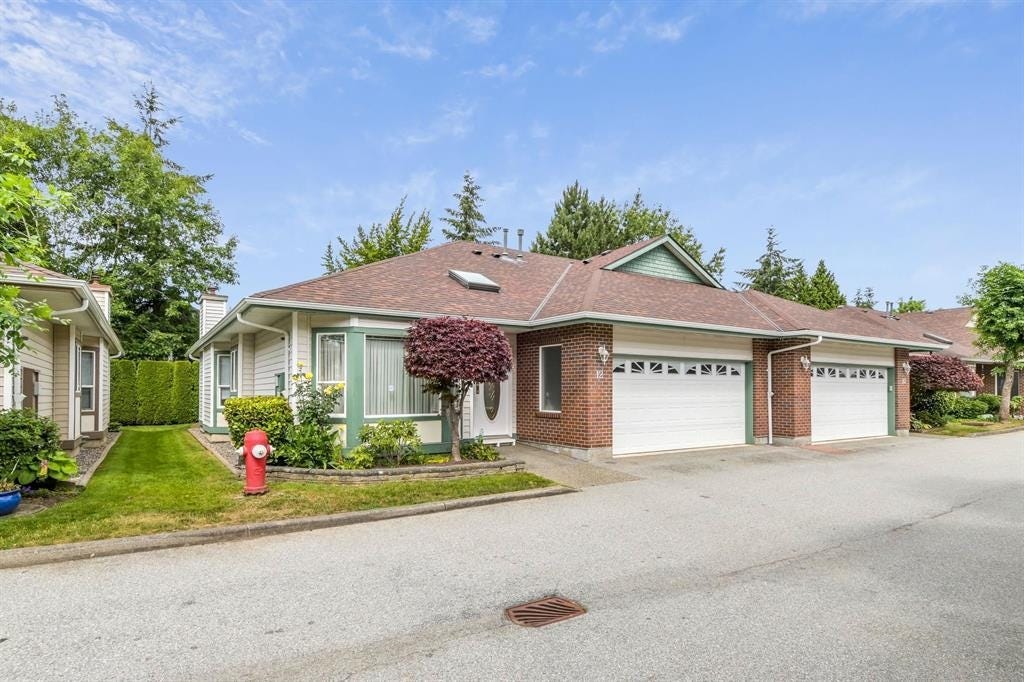 Photo of 18939 65 Avenue #12, Surrey, BC V3S 8Y2 (MLS # R3157868)