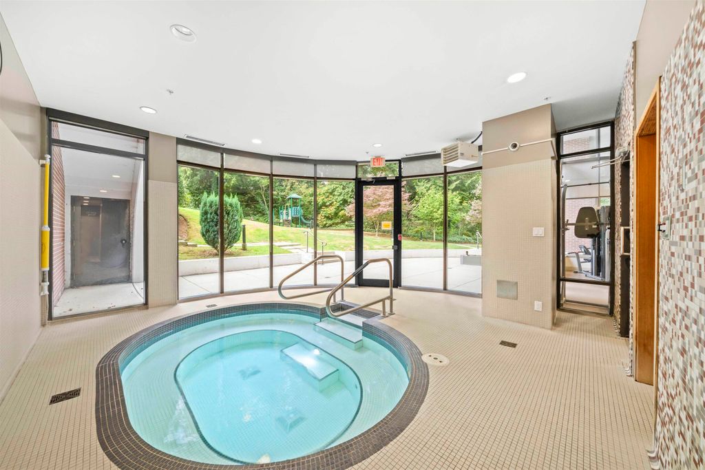listing image 1103698951311749219