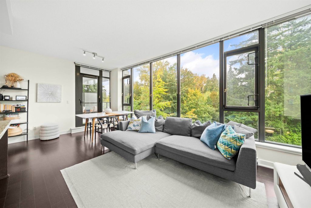 listing image 1100687353870435416