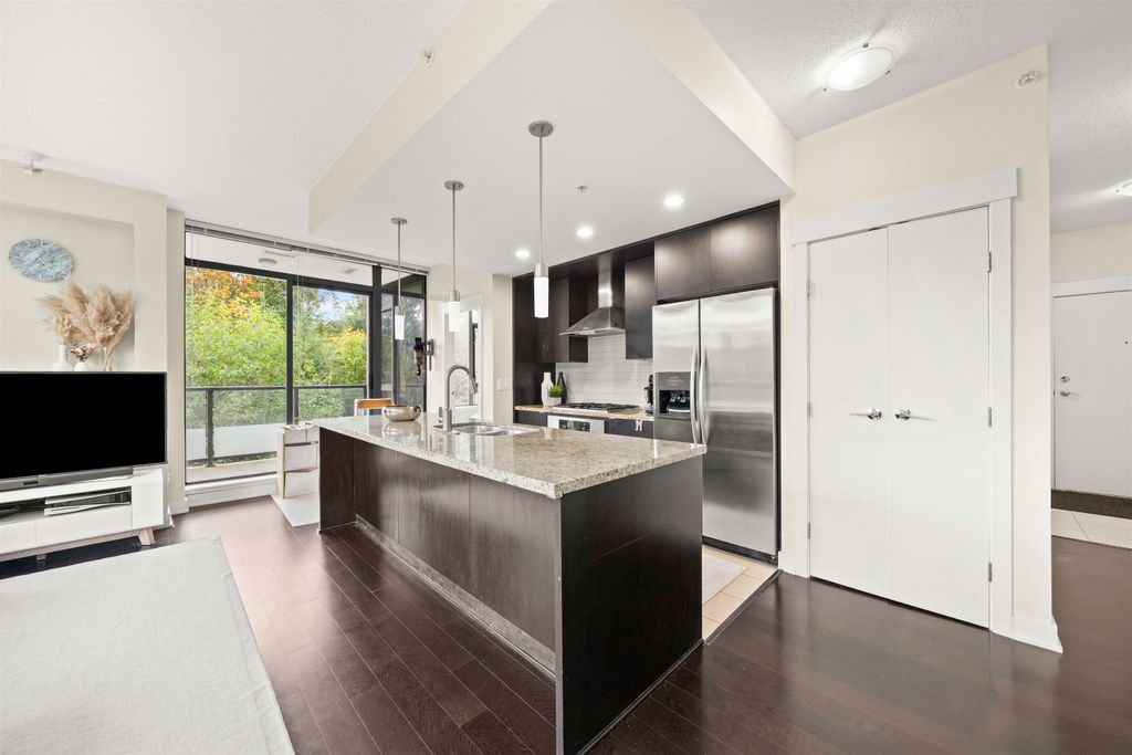 listing image 1100710638196775283